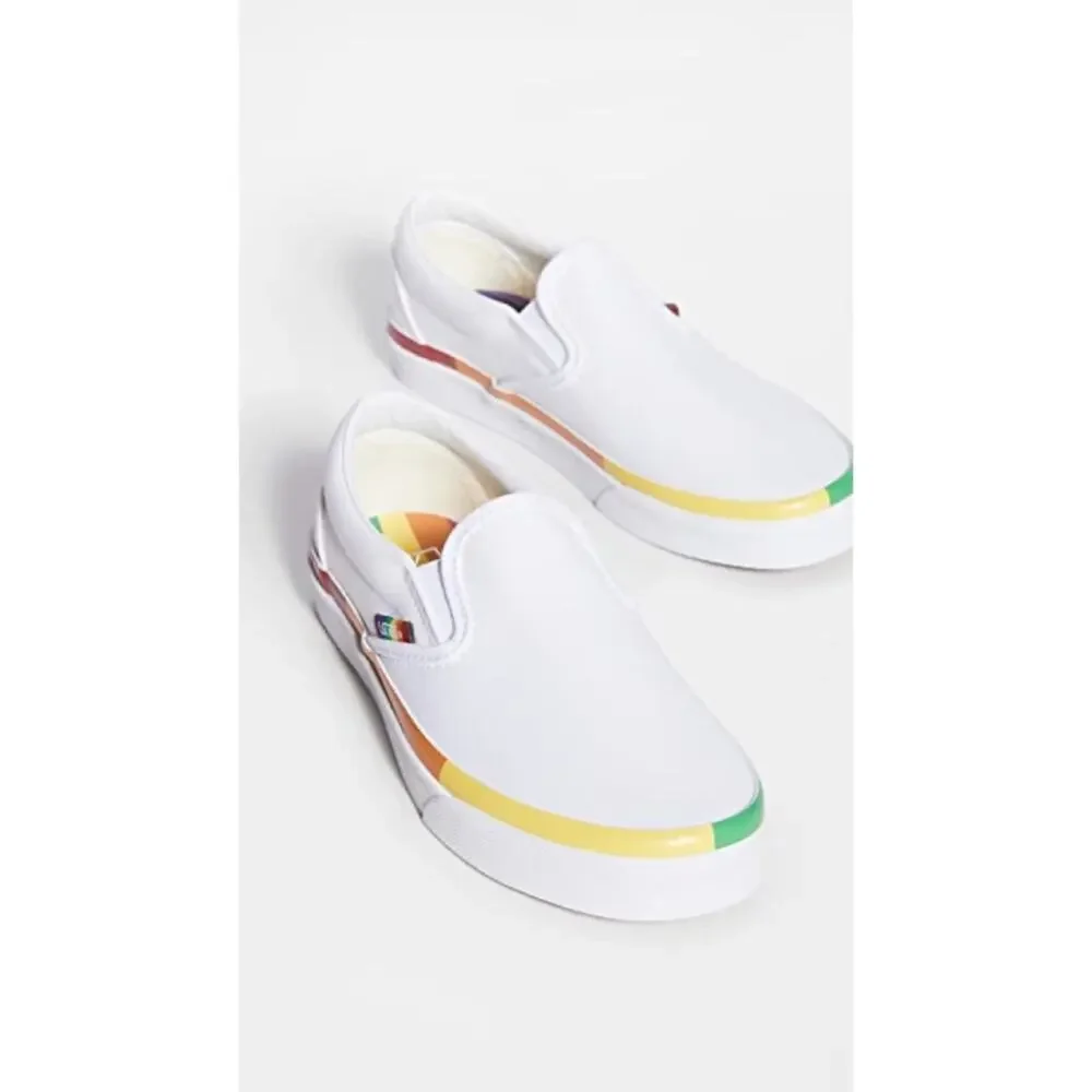 New Vans UA Classic Slip-On Sneakers White Canvas Women's Size 6